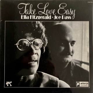ELLA FITZGERALD / JOE PASS - TAKE LOVE EASY